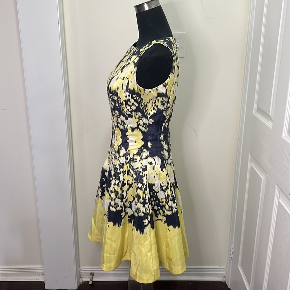 Julian Taylor Chic Fit Flare Navy Lime Yellow Dress Size 6 - Picture 2 of 13